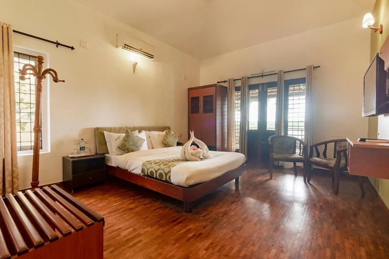 Hotel Karapuzha Village Resort Wayanad
