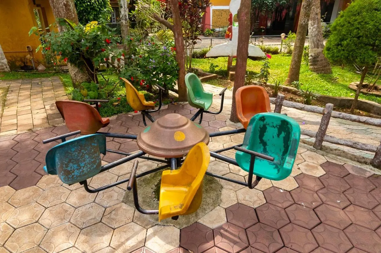 Hotel Karapuzha Village Resort Wayanad