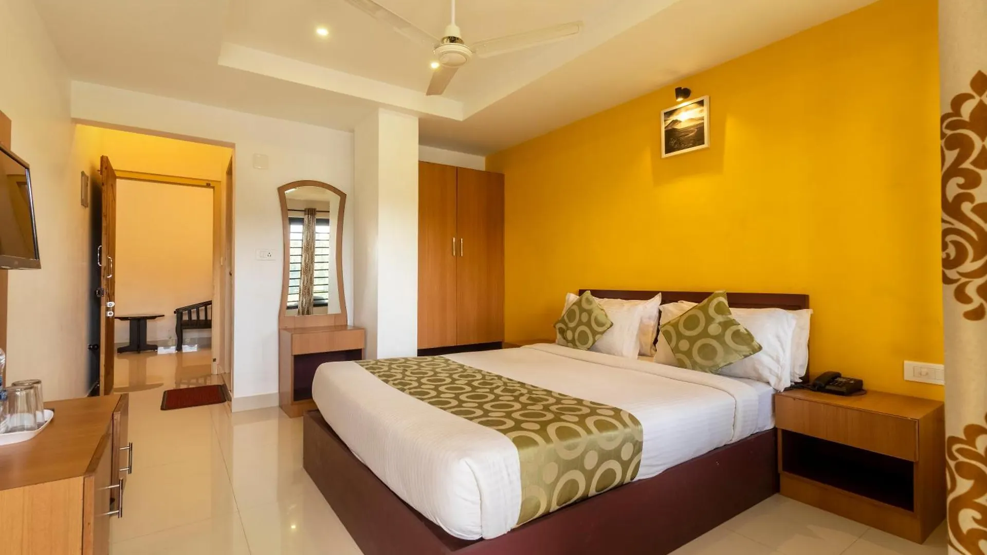 Hotel Karapuzha Village Resort Wayanad
